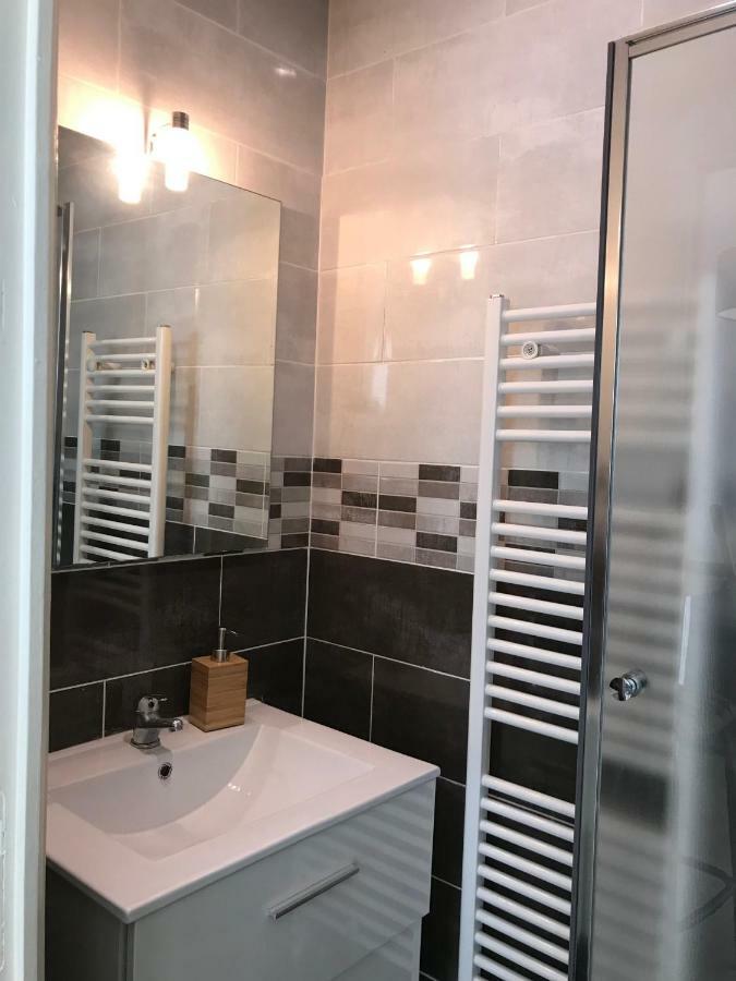 Alloappartmeuble_Le Cosy Houilles ภายนอก รูปภาพ